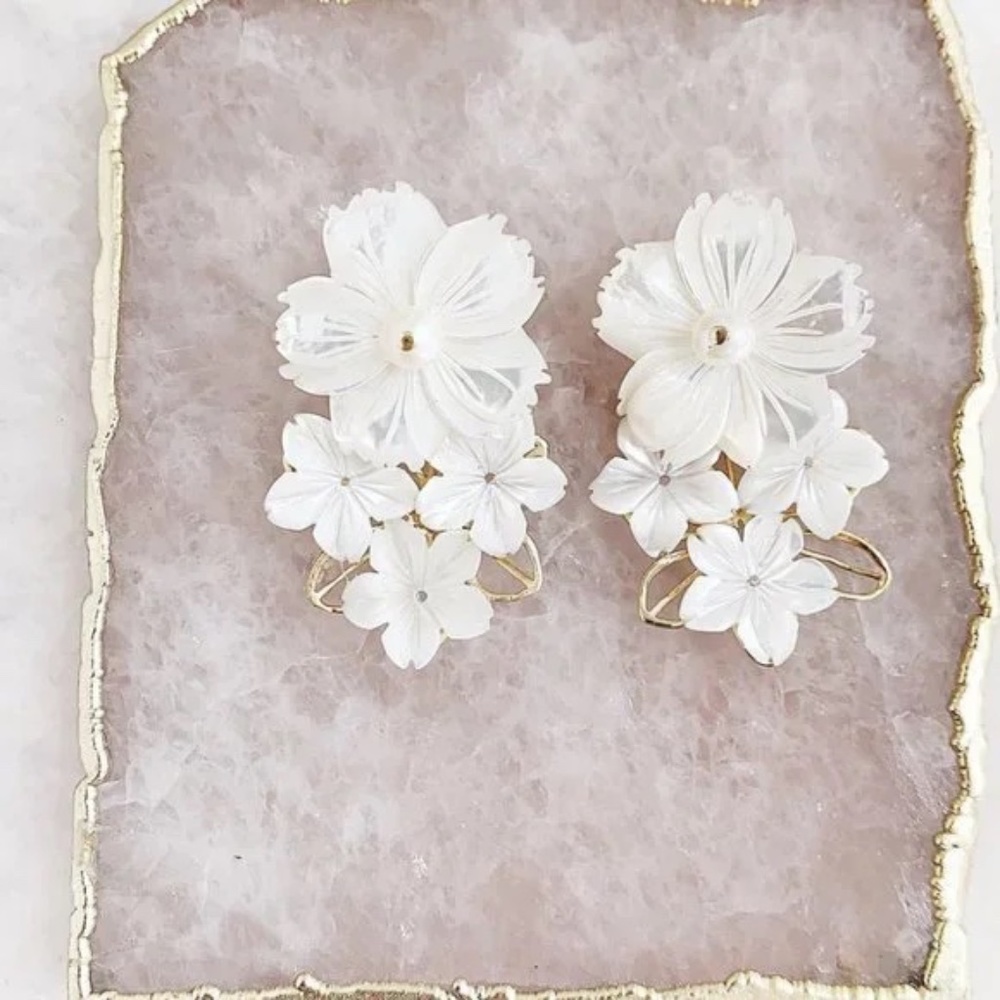 Kate and Mari - Flower Sabina Earrings
